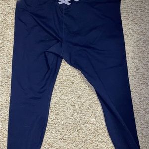 Power hold Fabletics leggings